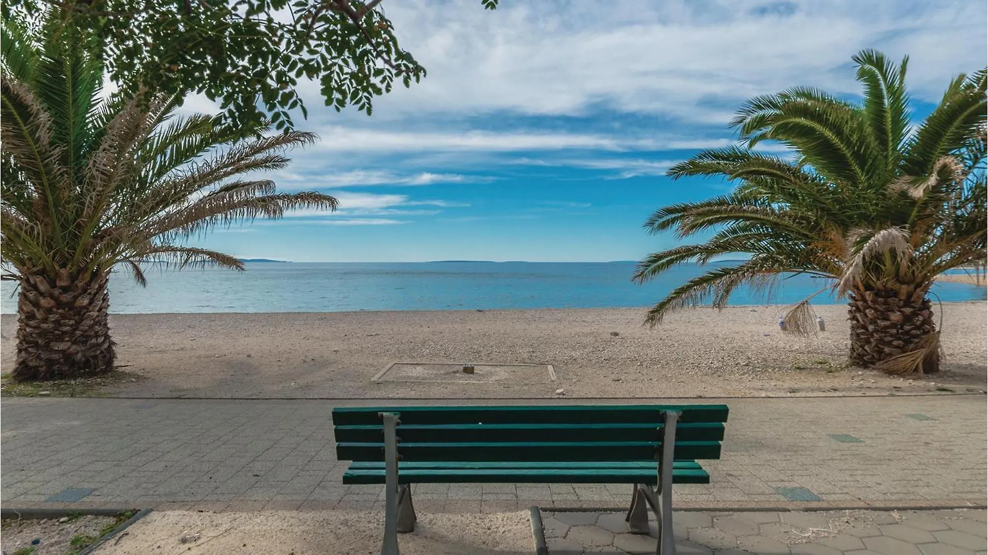 Cozy Apartment In Povljana With House Sea View